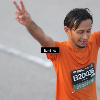 Runner Photo 6815671