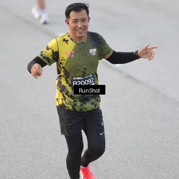 Runner Photo 6815691