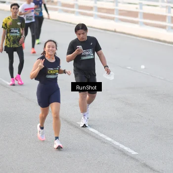 Runner Photo 6815696