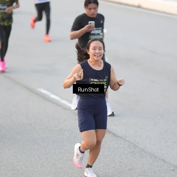 Runner Photo 6815718