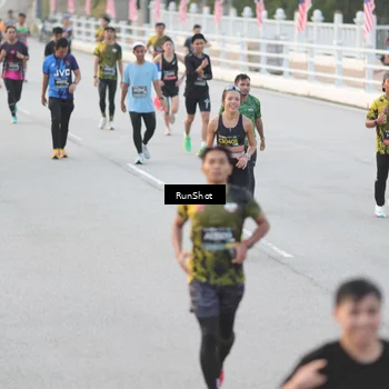 Runner Photo 6815735