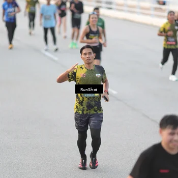 Runner Photo 6815741