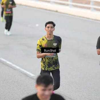 Runner Photo 6815749