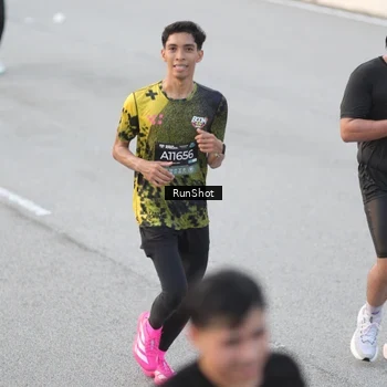 Runner Photo 6815753
