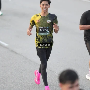 Runner Photo 6815755