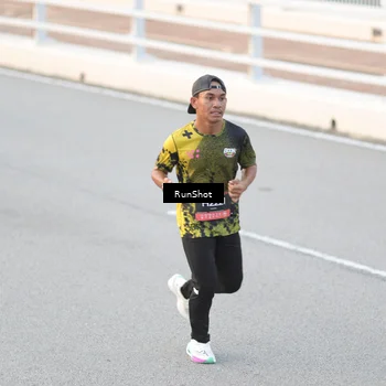 Runner Photo 6815781