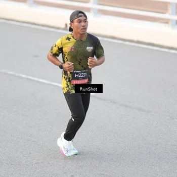 Runner Photo 6815784
