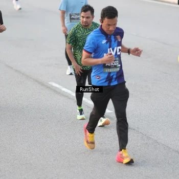 Runner Photo 6815828