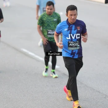 Runner Photo 6815831