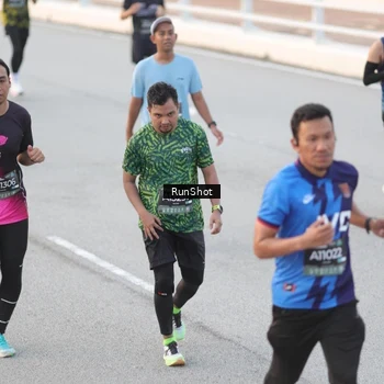 Runner Photo 6815833