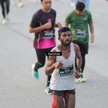 Runner Photo 6815838