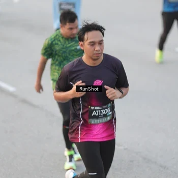 Runner Photo 6815848
