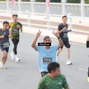 Runner Photo 6815861