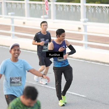 Runner Photo 6815873