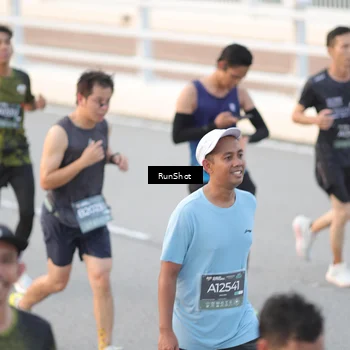 Runner Photo 6815889