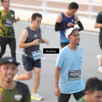Runner Photo 6815890