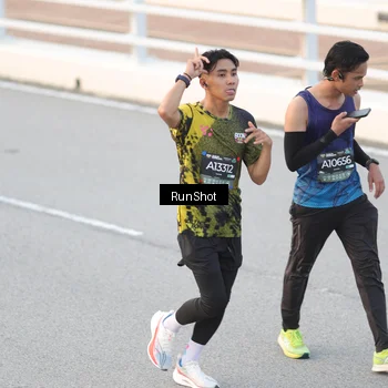 Runner Photo 6815898