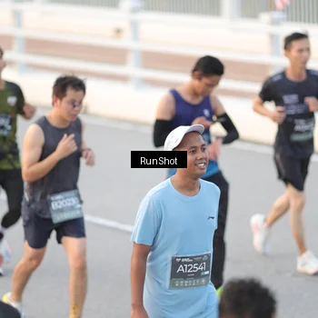 Runner Photo 6815909