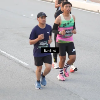 Runner Photo 6815917
