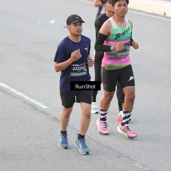 Runner Photo 6815920