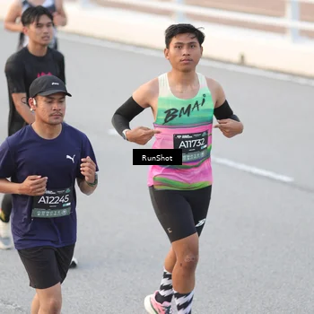 Runner Photo 6815932