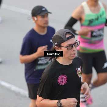 Runner Photo 6815948