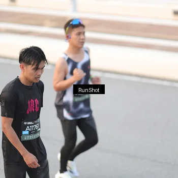 Runner Photo 6815968