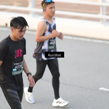 Runner Photo 6815970