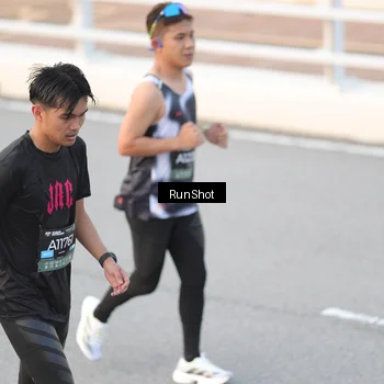 Runner Photo 6815971