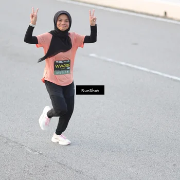 Runner Photo 6815991