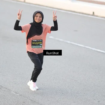 Runner Photo 6815993