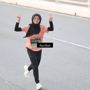 Runner Photo 6815995