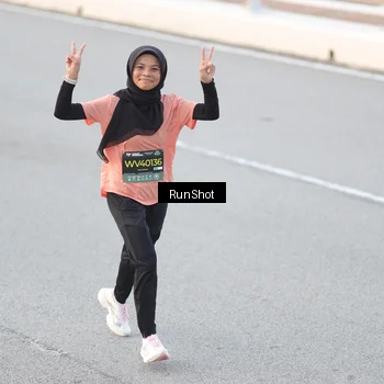Runner Photo 6815997