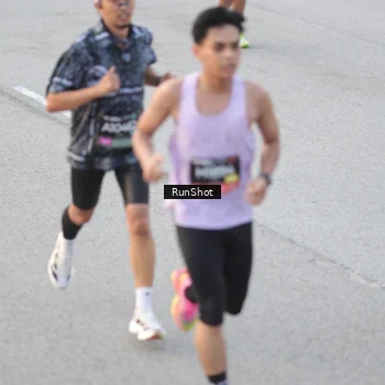 Runner Photo 6816013