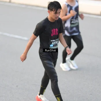 Runner Photo 6816015