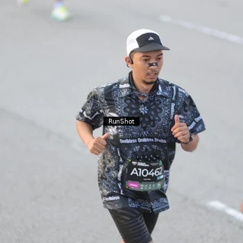 Runner Photo 6816023