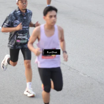 Runner Photo 6816030