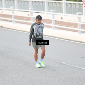 Runner Photo 6816035