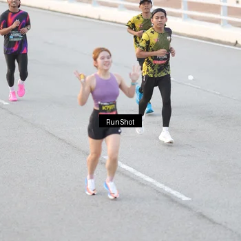 Runner Photo 6816043