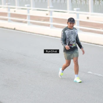 Runner Photo 6816066