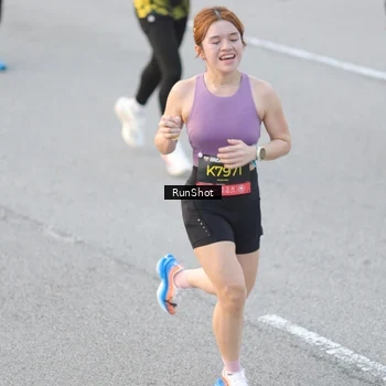 Runner Photo 6816071