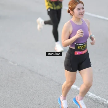 Runner Photo 6816074