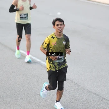 Runner Photo 6816097