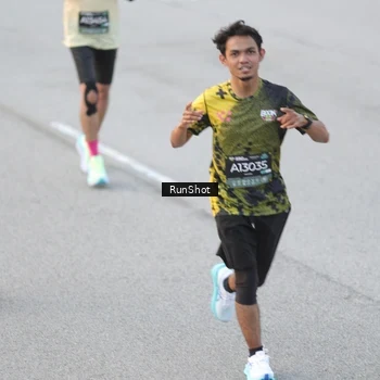 Runner Photo 6816100