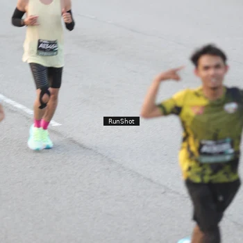 Runner Photo 6816114