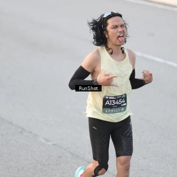 Runner Photo 6816124