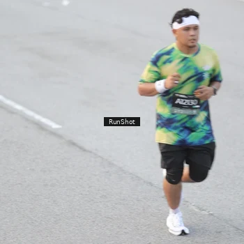 Runner Photo 6816139