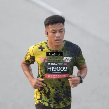 Runner Photo 6816148