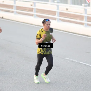 Runner Photo 6816161