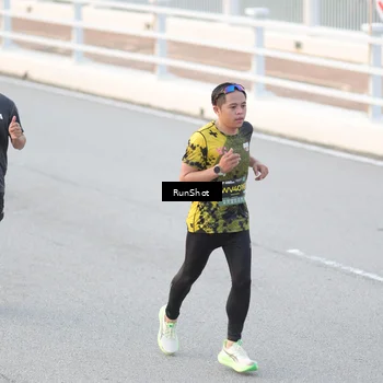 Runner Photo 6816163